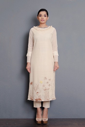 Off-white handwoven hand embroidered kurta with tassel detailing