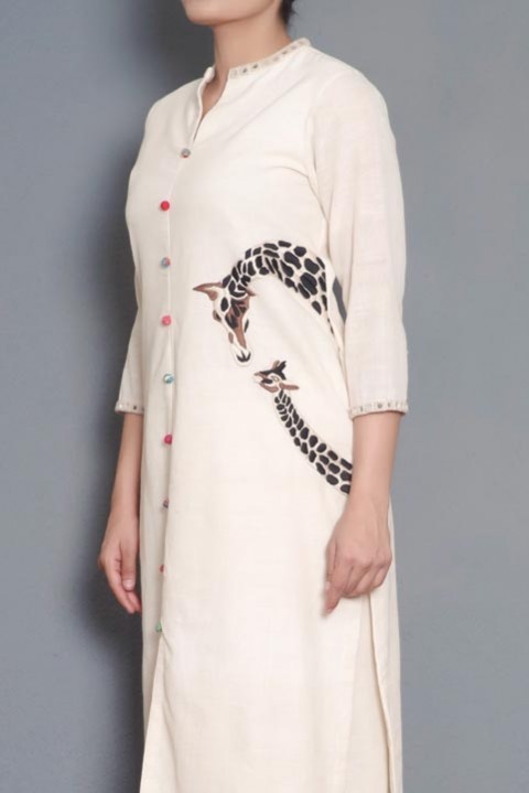 Off-white handwoven giraffe embroidered kurta