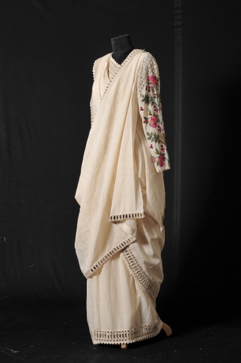 Off-white Handwoven Mirror Embroidered Sari With Blouse and Stole